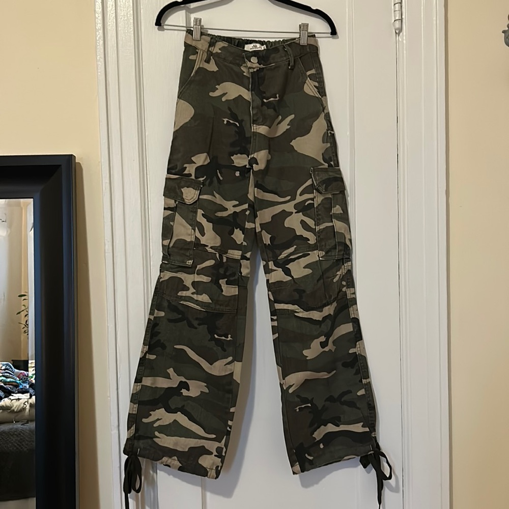 Mochy Women’s Cargo Pants, Camouflage, Size XS